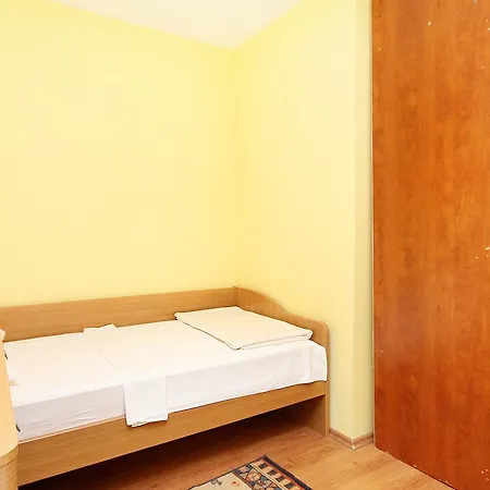 Apartment 3274b