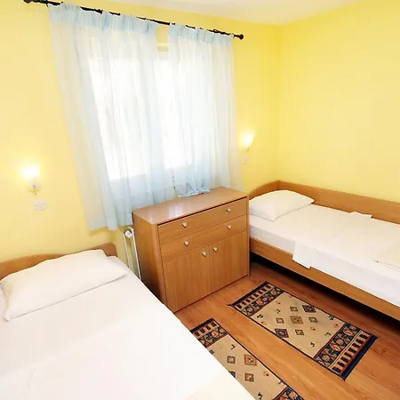 3274b Apartment